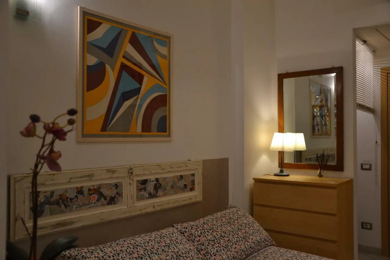 Sweet Apartment In Florence.