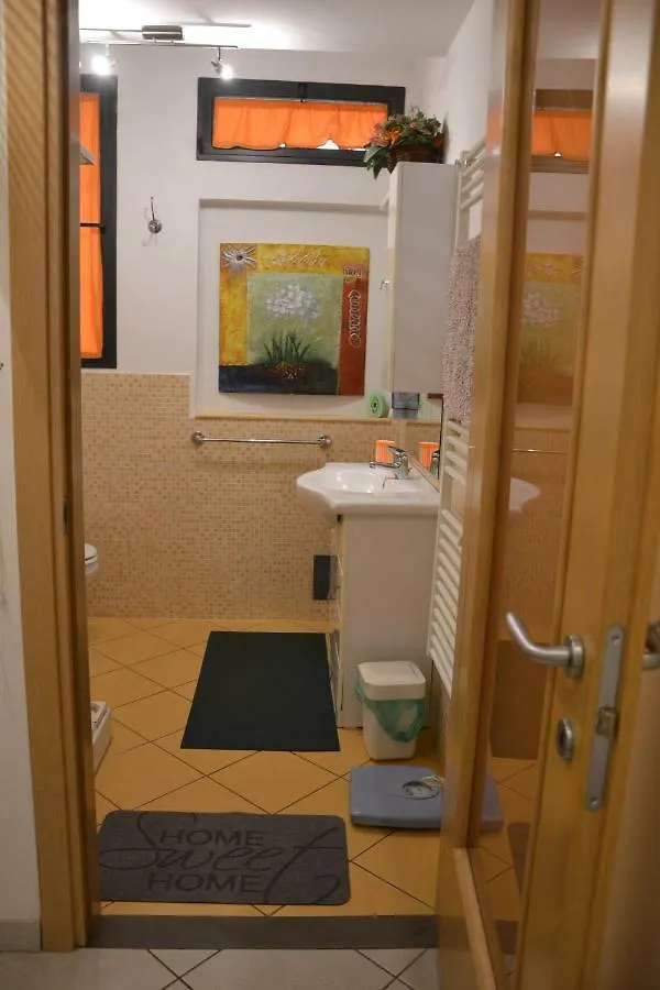 Sweet Apartment In Florence.