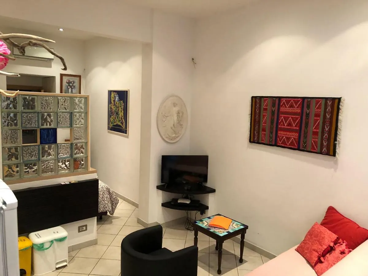 Sweet Apartment In Florence.